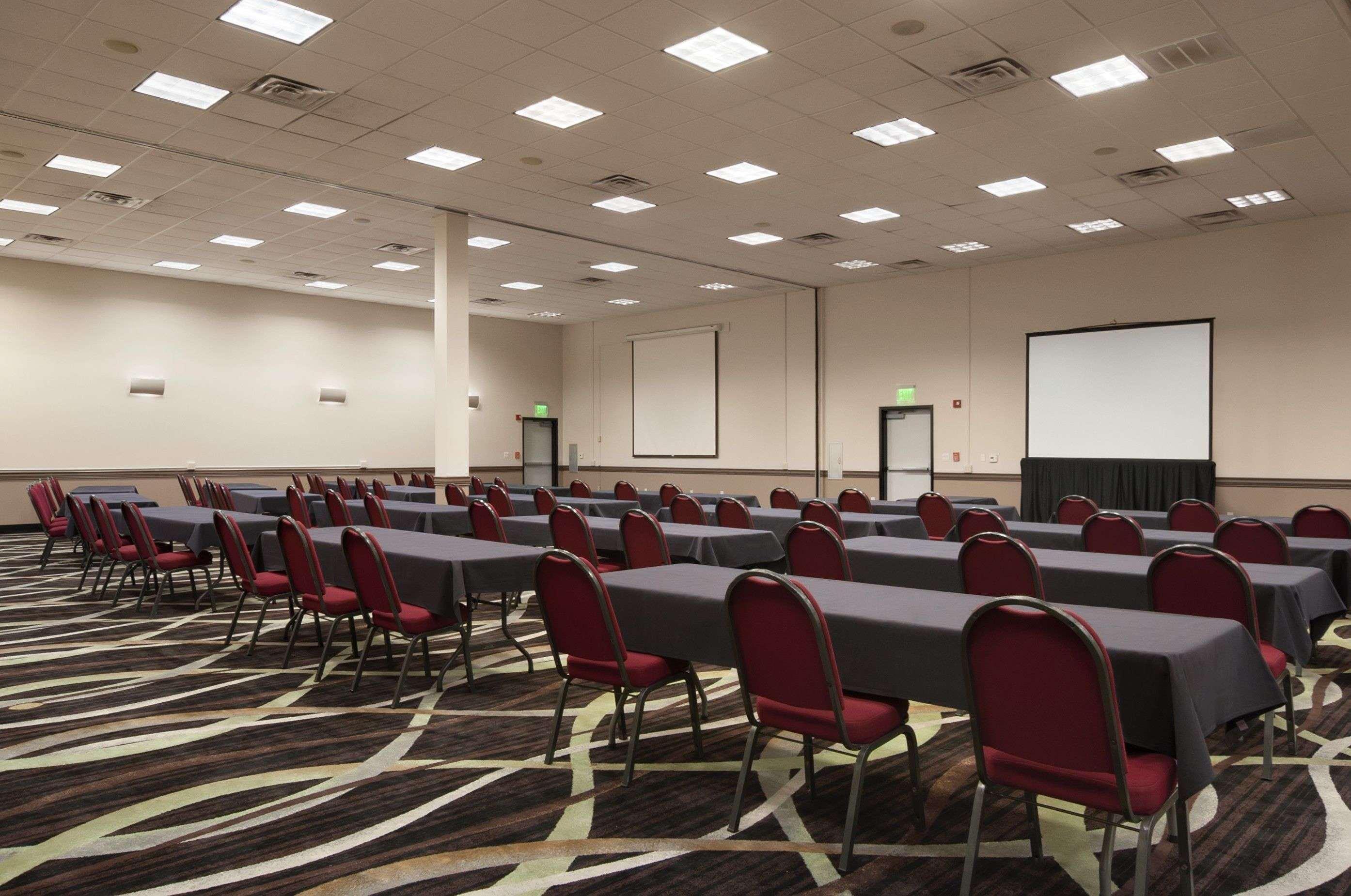 Hotel Wingate By Wyndham And Williamson Conference Center à Round Rock Extérieur photo