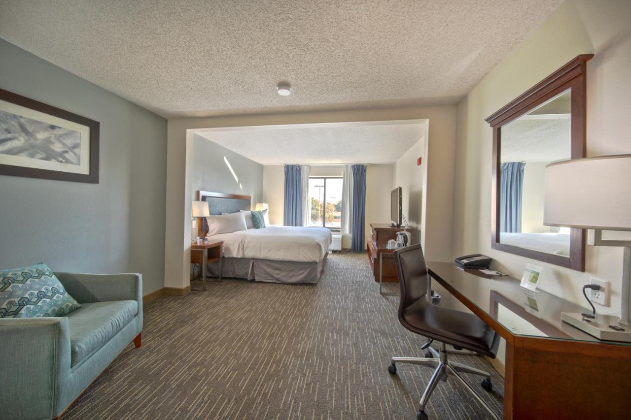 Hotel Wingate By Wyndham And Williamson Conference Center à Round Rock Extérieur photo