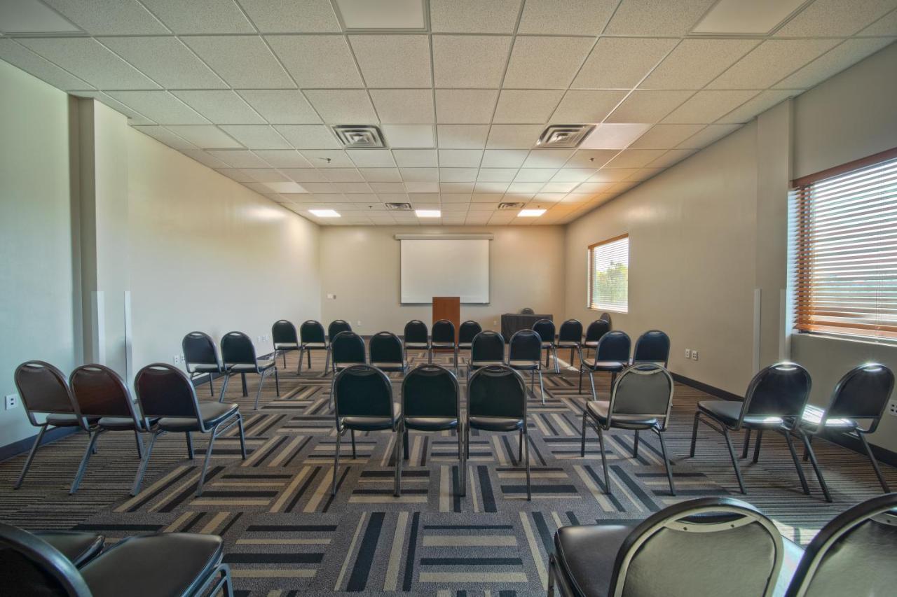 Hotel Wingate By Wyndham And Williamson Conference Center à Round Rock Extérieur photo